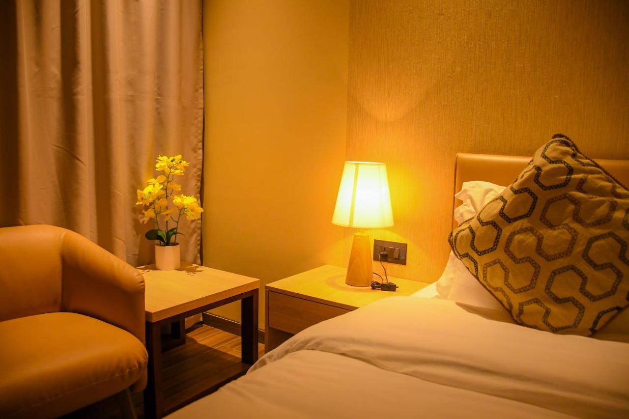 Aqua Inn Hotel Kinshasa Exterior photo
